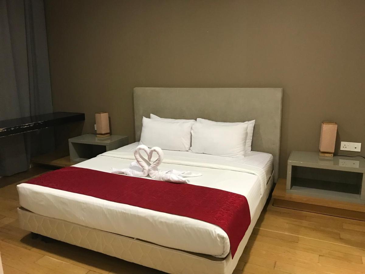 דירות קואלה לומפור The Platinum Klcc By Cozy White מראה חיצוני תמונה